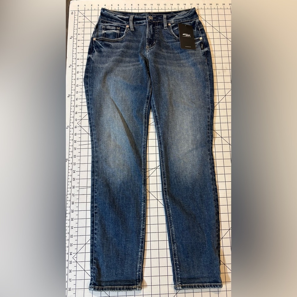 NWT Silver Jeans Women’s Size 26/29 Indigo Boyfriend Jeans